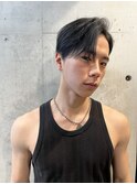 韓国ショート黒髪アップバングツーブロックガイルヘア