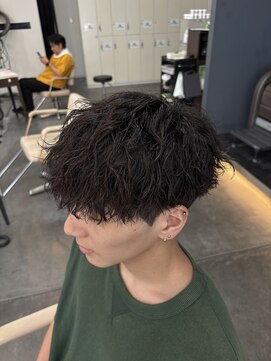 バース バイ ハピネス(BIRTH by happiness) ツイストスパイラルパーマ/波巻きパーマ/ツイストパーマ