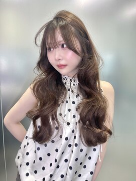 リリー(Lilley) ピンクブラウン×小顔レイヤー×韓国風巻き×髪質改善