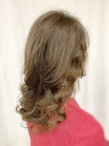 DAMANI 表参道 髪質改善/ヘッドスパ/ハイライト/白髪染め/白髪ぼかし/縮毛矯正&nbsp;似合わせカット/ミディアムレイヤーカット[表参道駅]