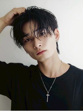 チェレ ロッソ 金剛店(Chere rosso) 黒髪×無造作パーマで清潔感キープ