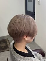 モア(moa)&nbsp;ハンサムショート　milk tea greige
