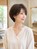アイノワ(ainowa)&nbsp;大人女性のふんわりショートボブ