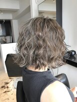 ルーヴェ(LOWE)&nbsp;能瀬 波巻きグレージュボブ