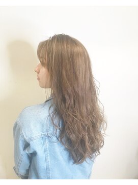 リー 枚方(Lee) ツヤたっぷりミルクティベージュ