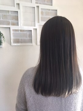 ヘアーアンドネイルフォレスト(Hair&Nail FOREST.) 暗髪透明感のイルミナカラー