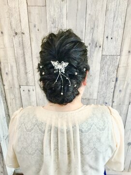 ヘアースペース ムーン(Hair Space MOON) 結婚式やパーティー イベントのヘアセットはムーンにどうぞ！