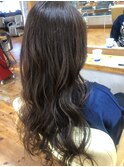 バイオレットアッシュで艶めくカラー
