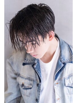 アメリ 新宿(Ameri) Ameri 前下がりセンターパート 【新宿】