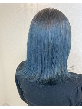 ヘアーアンドメイク ドレス(DRESS) ブルーカラー