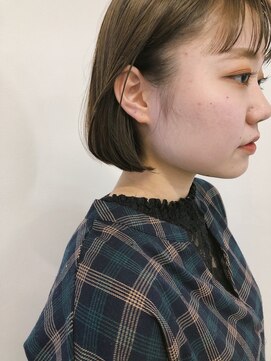 ガーランドウメダ(Garland umeda) 耳掛けボブ×オリーブベージュ×@_wadama_