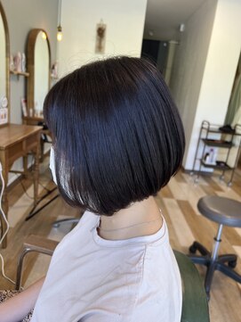 クート 東川口(ku-to) 大人かわいい２０代３０代４０代前下がりショートボブ【東川口】