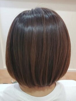 髪質改善美容室 エミ(emi)の写真/アイロン不使用なので、髪に優しく自然なストレート♪髪質改善カラーと同時に短時間施術可！