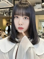 ティア(Tia.)&nbsp;縮毛矯正/髪質改善トリートメント/ミディアムヘア/グレージュ