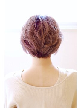 ワンコンセプト(ONE CONCEPT) 【ONE CONCEPT】大人女性のためのショートボブ