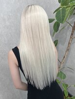 ロウル 渋谷(LOWRL)&nbsp;ホワイト/ブリーチ/エクステ