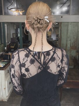 メーヴェ(Mowen) [ ヘアセット ]