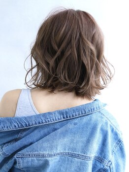 ロゼ 六甲道(ROSE)の写真/[六甲道/学割]髪質に合わせ髪に優しいコスメも同価格でOK♪カットTR付¥8800で優しい質感の仕上りに