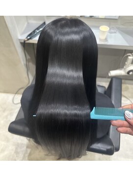 アルーシェ 新宿店(Alushe) 艶髪ブルーブラック