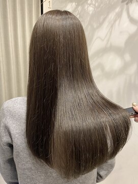 エレノア 新宿西口店(Eleanor) グレージュ