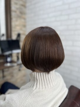 アトリエナガノ(atelier nagano) ショートボブ/ニュアンスカラー/センターパート/ブルージュ