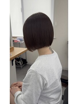 切りっぱなしボブ×モカブラウン