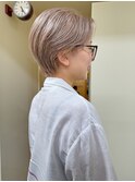 〈浅草 半個室〉ホワイトベージュ×ハイトーンショート