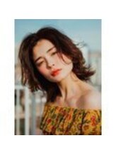 Ｑ　　髪型の写真や切り抜きは持って行ったほうがいいですか？