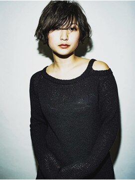 ブルー ヘアーメイク(Blue Hair Make) 大人ショート