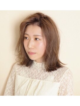 オム(HOMME) ミディアムヘア