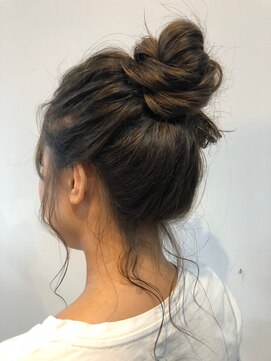 クラク 羽根木店(kuraku) ヘアアレンジ×アッシュ