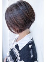 ムーンジェジェ(moon jeje)&nbsp;センターパートナチュラル前下がりボブby柴立吉之助