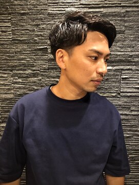 プレミアムバーバー 表参道店(PREMIUM BARBER produce by HIRO GINZA) アップバング×ツーブロックスタイル