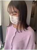 担当西田　切りっぱなしボブ　シースルー　オリーブベージュ