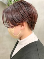 テトヘアー(teto hair) 前下がりショート、ハンサムショート、ピンクベージュ