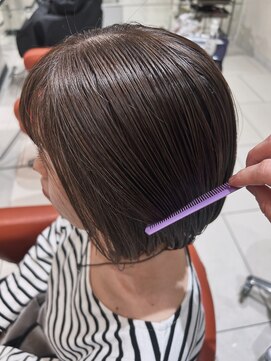 フレームカラー(frame color) 脱白髪染め　白髪活かし　グレージュカラー　明るい白髪染め◎