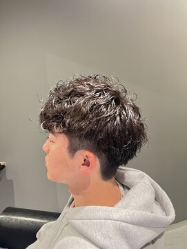 ボルン(BOLEN) 『ツイストスパイラルパーマ』ショートマッシュ