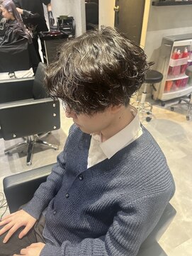 メルティエ(Mertie) 緩め波巻きパーマ