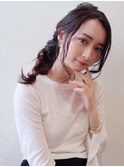 ルーズな編み込みヘア