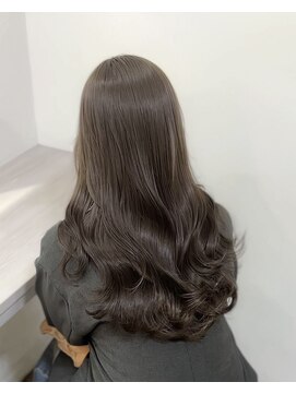 イオエ(ioe) イメチェン/外ハネボブ/ワイドバング/ブルーブラック/美髪