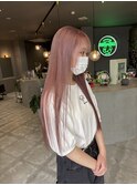 ピンクベージュ