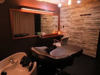 リフュージュ(refuge)の写真/[ヘッドスパ・髪質改善専門店]marbb・頭浸浴導入◇こだわりの内装で、髪も心も癒される時間を♪