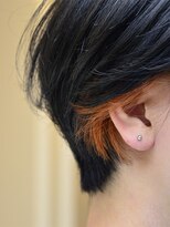 ロムロクウェット(L'HOMME ROQUETTE)&nbsp;ショートカット×イヤリングカラー