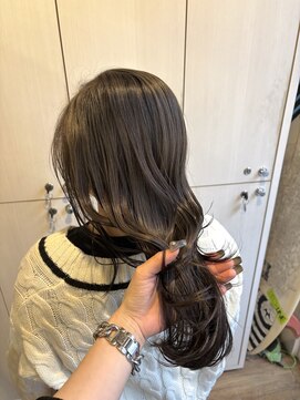 透明感グレージュ【阿部佑香】