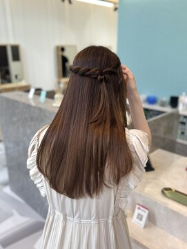 ナチュかわハーフアップ