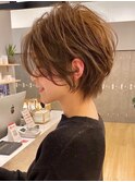 30代/小顔カット/ショート/オリーブグレージュ/豊中