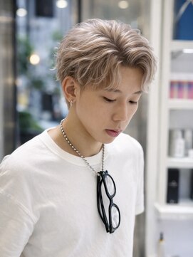 エアー 銀座タワー(AIR) メンズカットハイトーンカラーミルクティーベージュ韓国風