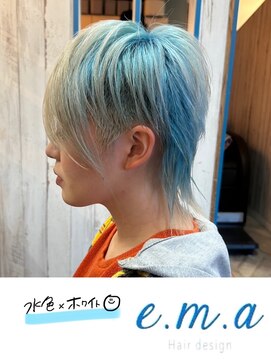 エマヘアデザイン(e.m.a Hair design) 水色ホワイト
