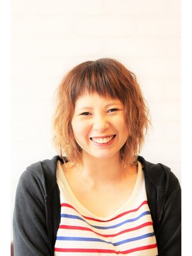 バーバーズワゴン(BARBER’s WAGON) ☆アシメバングふわふわガーリー☆