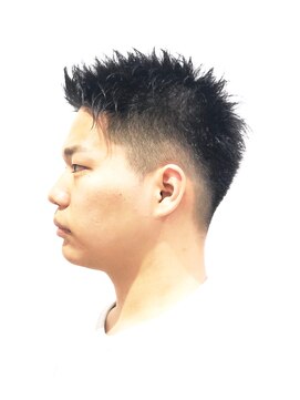 バーバーアンドビューティー マル(Barber and Beauty MARU) MARU フェードショート